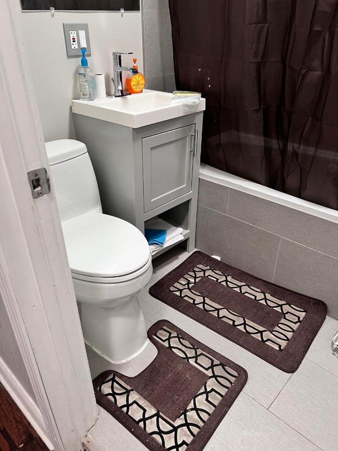Simplified Living Space Chicago Bagian luar foto